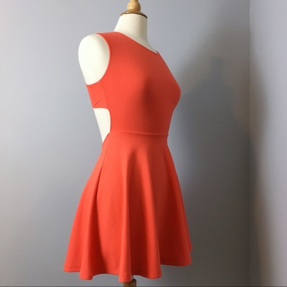 American Apparel Off the Shoulder Cross-back Dress - Picture 2 of 5
